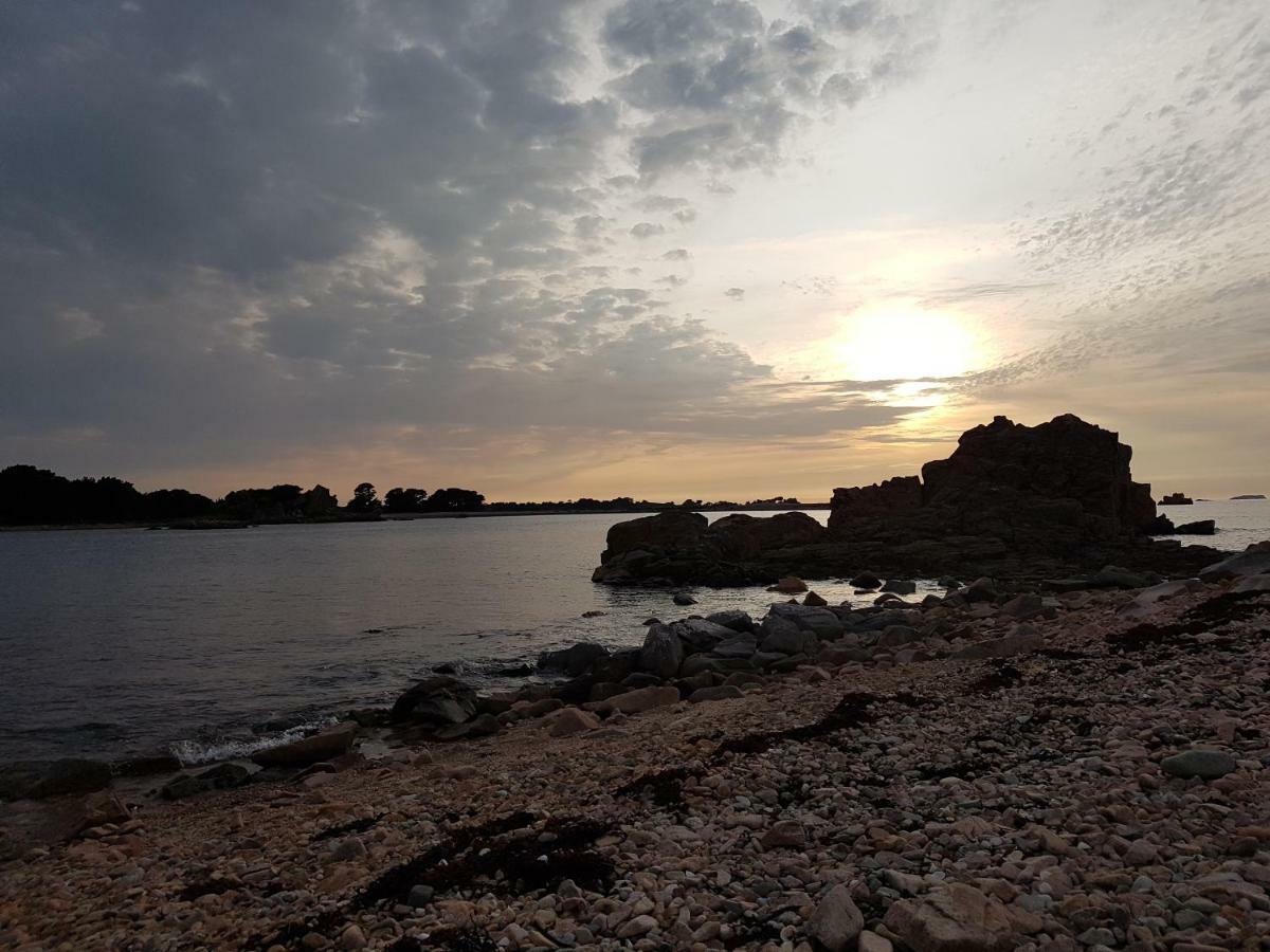 Cote De Granit Rose Apartment Perros-Guirec Exterior foto
